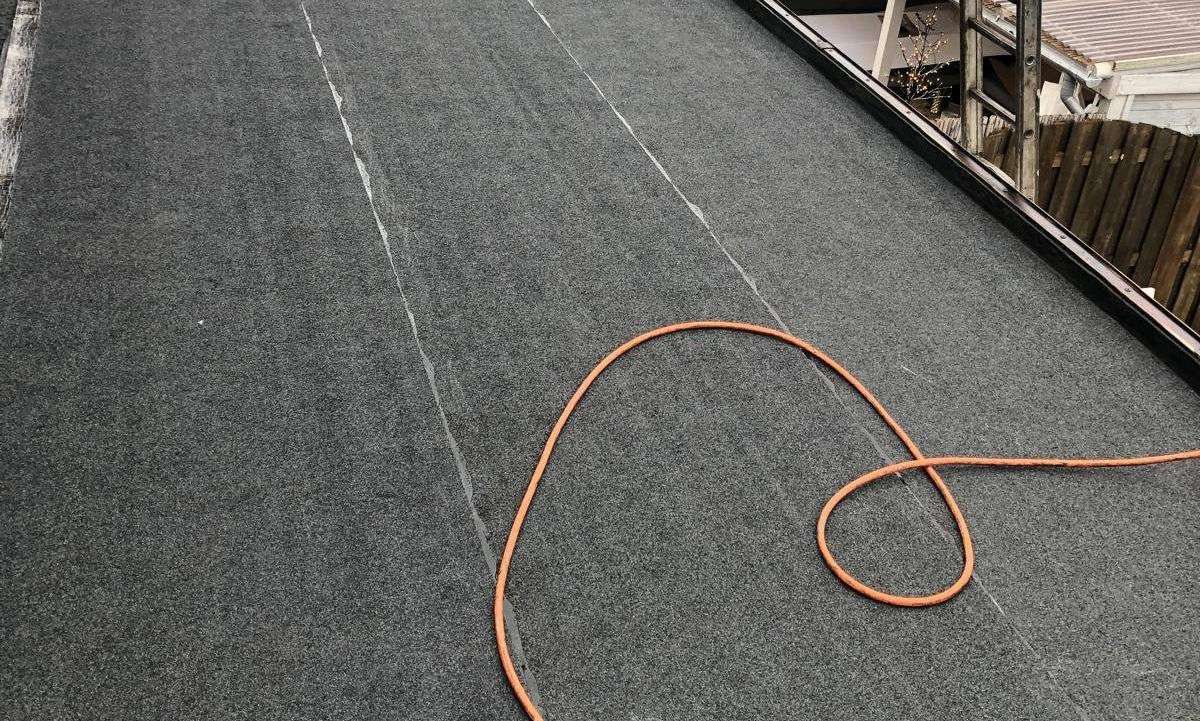 Nieuw bitumen dak aangelegd in Dieren